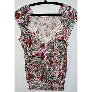 No Boundaries Misses Geometric Print Blouse With Crochet Detail L (11/13)